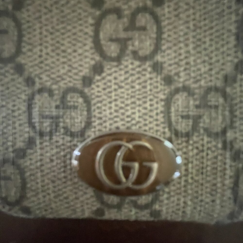 NWT Gucci GG Supreme  iPhone 14 Case Beige 753609 - Picture 2 of 6